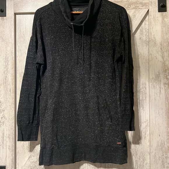 Roots hoodie - Picture 1 of 4